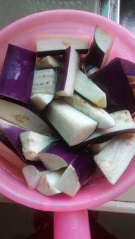 小妃子吃瓜咸鱼