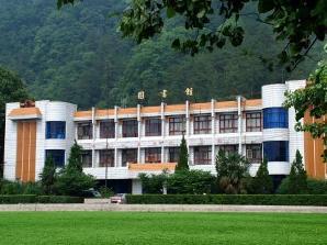 黔南民族师范吃瓜,吃瓜群众眼中的校园生活剪影