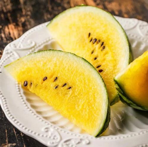 小胡吃瓜,揭秘娱乐圈那些不为人知的幕后故事