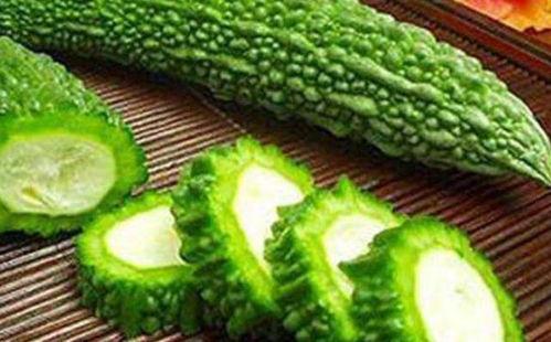 v圈吃瓜aster,吃瓜aster，揭秘娱乐圈背后的故事