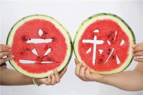 咕咚吃瓜,揭秘娱乐圈的甜蜜与苦涩