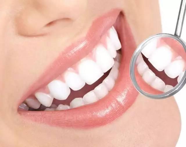 牙齿吃小瓜出血,口腔健康警示与防护策略