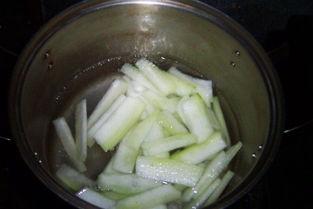 瓜条干咋吃,解锁干制瓜条的多样吃法